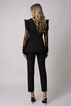 Costum elegant negru cu dantelă și umeri bufanți [2]