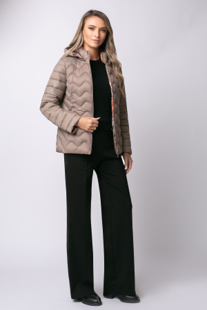 Geacă bej matlasată cu doua fețe și glugă detașabilă [1]