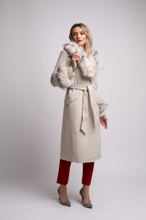 Palton bej din lână cu blană detașabilă la guler și mâneci [1]