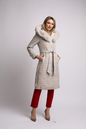 Geacă bej din fâș cu glugă accesorizată cu blană [2]