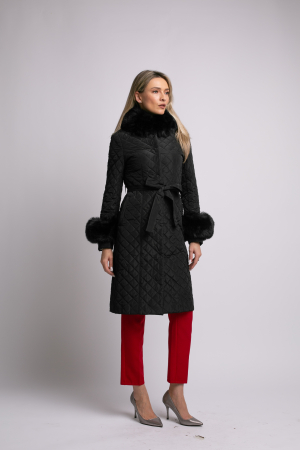 Geacă neagră matlasată cu blană detașabilă la guler și mâneci [2]