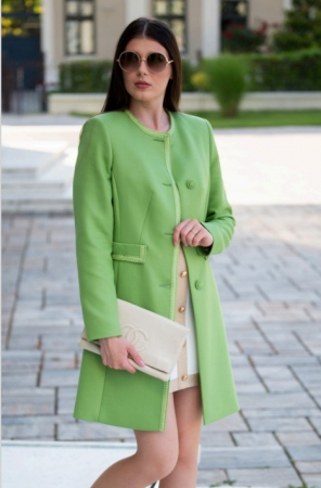 PALTOANE, GECI ȘI VESTE - Pardesiu Miranda verde din lână accesorizat cu dantelă