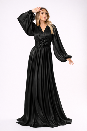 Rochie Amelia neagră lungă accesorizată cu floare în talie [1]