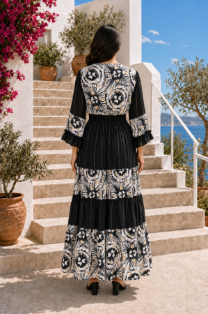 Rochie boho negră din vâscoză cu broderie pe bust [3]