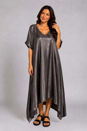 ROCHII ELEGANTE - Rochie neagră din vâscoză cu aspect ușor lucios