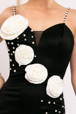 Rochie Clara elegantă, lungă neagră cu trandafiri și perle [3]