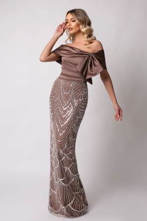 ROCHII DE BOTEZ - Rochie de ocazie maro satinat accesorizată cu paiete