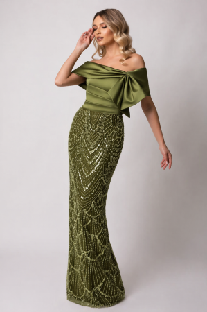 Rochie de ocazie verde satinat accesorizată cu paiete [2]