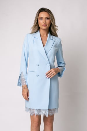 ROCHII ELEGANTE - Rochie elegantă baby blue tip sacou accesorizată cu dantelă