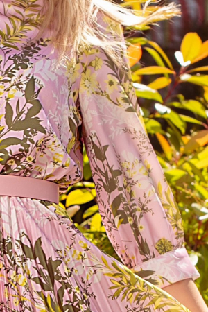 Rochie Favori roz cu imprimeu floral și fustă cu pliuri [6]