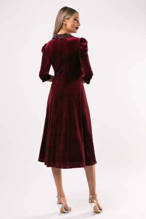 Rochie Lora vișinie din catifea cu accesorii pe bust și în talie [5]