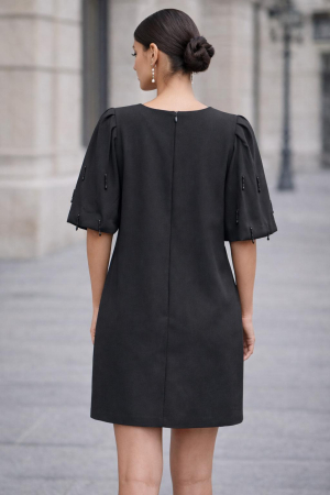 Rochie midi fucsia cu mâneci accesorizate cu pietricele [1]