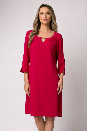 ROCHII MARIMI MARI XXL - Rochie Triniti fucsia accesorizată pe mânecă