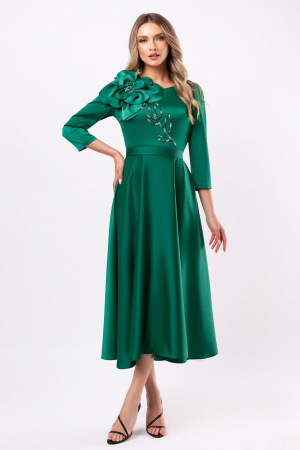 Rochie verde elegantă accesorizată cu o floare 3D [1]