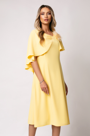 ROCHII MARIMI MARI XXL - Rochie Viada elegantă galbenă accesorizată cu floare 3D