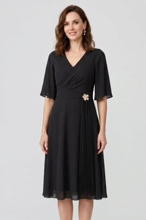 ROCHII ELEGANTE - Rochie Viada neagră de ocazie accesorizată în talie