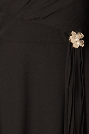Rochie Viada neagră de ocazie accesorizată în talie [2]