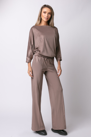 Trening bej închis din catifea cu sclipici și mâneci tip fluture [1]