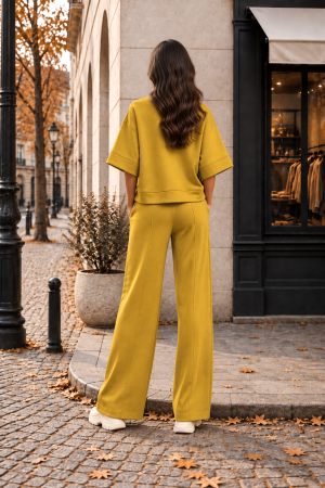 Trening muștar over size cu pantalon evazat [2]