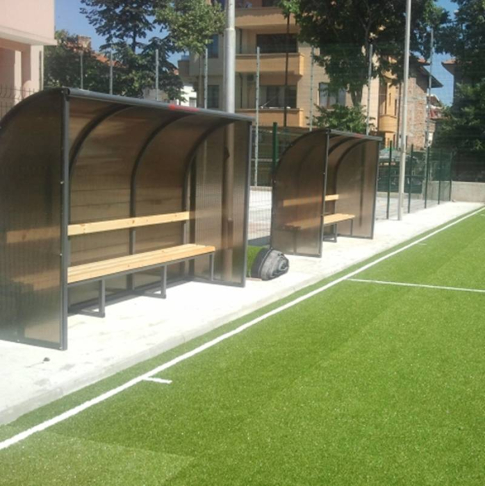 Banca rezerve acoperita 6 locuri, structura metalica, policarbonat, scaune PVC sau lemn masiv [3]