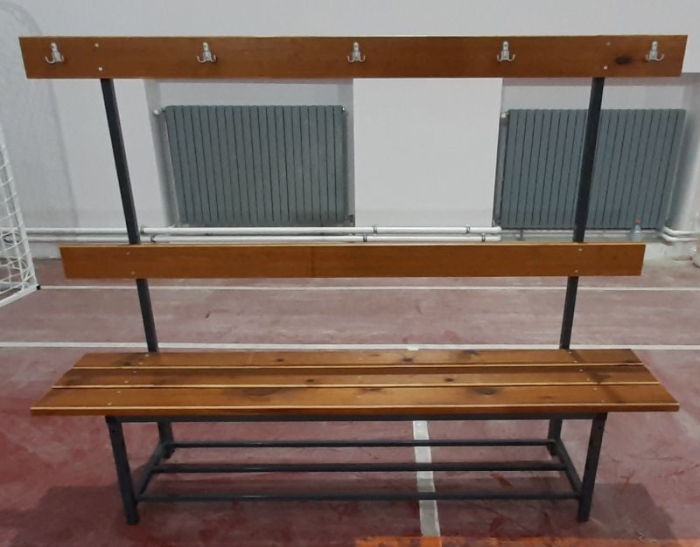Changing room bench 2 m with hangers [2]