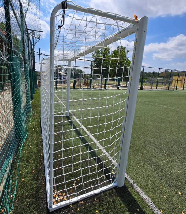 Poarta fotbal 3x2m mobila, aluminiu profil 120x100 mm, spate otel [3]