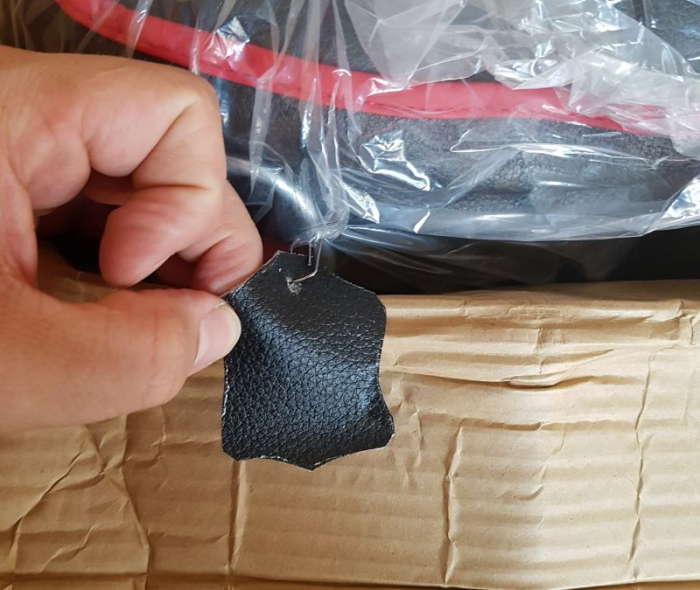 PUNCHING BAG IN SPLIT LEATHER 120 CM , 30KGS + STEEL CHAINS [17]