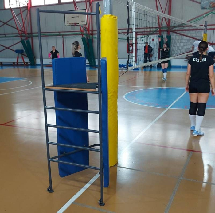 Volleyball judges stand [7]