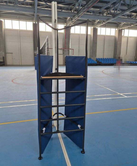 Volleyball judges stand [10]