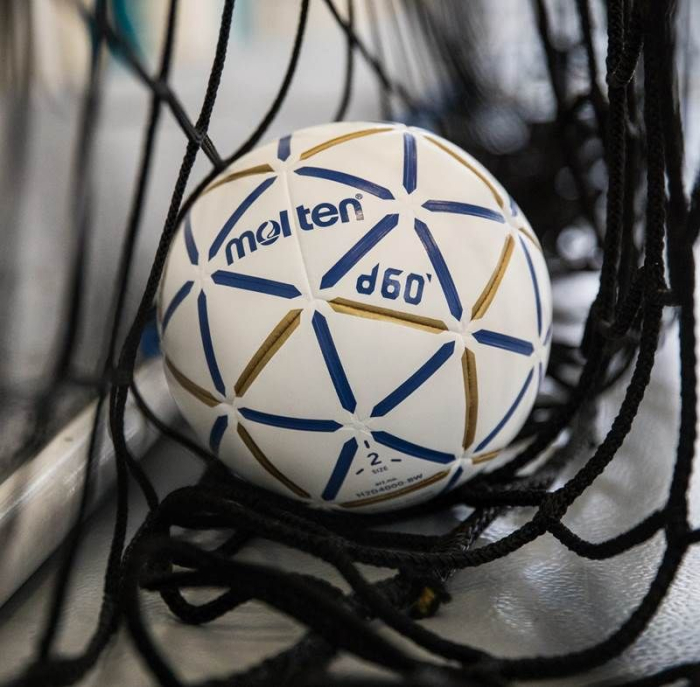 Set 3 mingi handbal Molten D60 marime 2, aprobata IHF, fara clister [11]