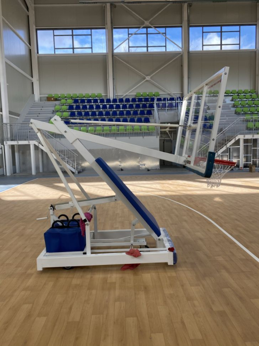 Basketball stand mobile, for sport halls [10]