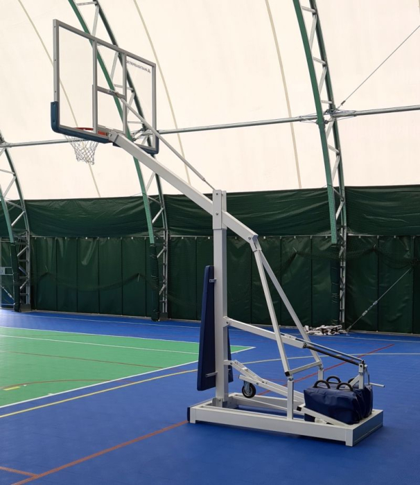 Basketball mobile stand with plexiglas backboard