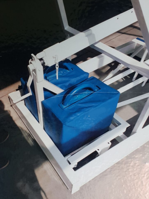 Basketball mobile stand with plexiglas backboard [38]