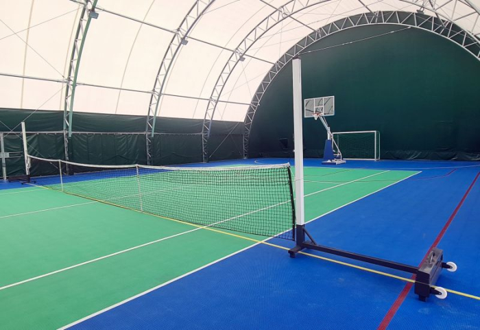 Stalpi multifunctionali mobili: volei , tenis, badminton [13]
