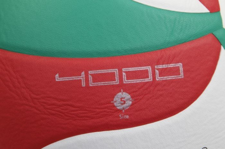 DVV approved Molten V5M4000 volleyball for competition [6]