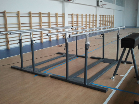 Paralele egale gimnastica reglabile pe inaltime si latime – echipament profesional barbati [5]