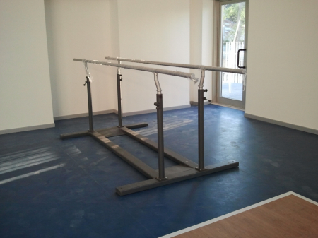 Paralele egale gimnastica reglabile pe inaltime si latime – echipament profesional barbati [6]