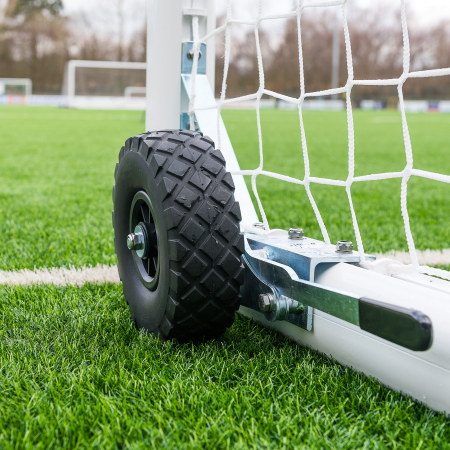 Fotbal - Set mecanism cu roți pentru transportul porților de fotbal – 8 bucăți pentru 2 porți