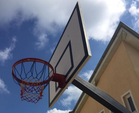 Sistem baschet mono stalp Anastasia Sport, model antivadalizare, panou 120x90 cm, inel si plasa, fixare prin betonare [10]