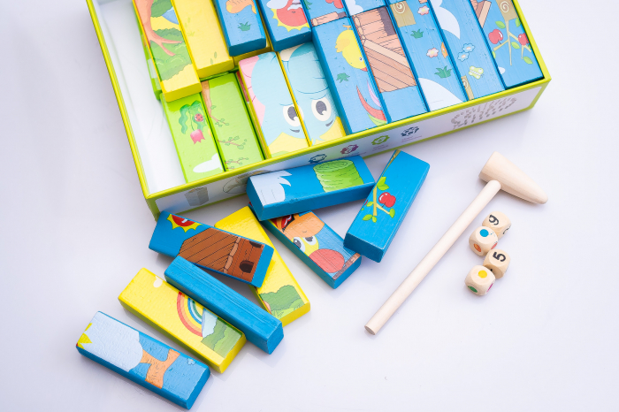 Cuburi lemn 3 in 1. Jenga, Domino, Puzzle [8]