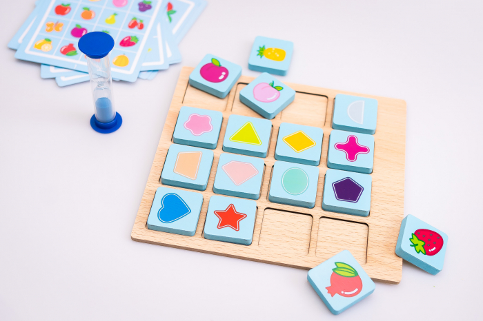 Joc de memorie si inteligenta din lemn [9]