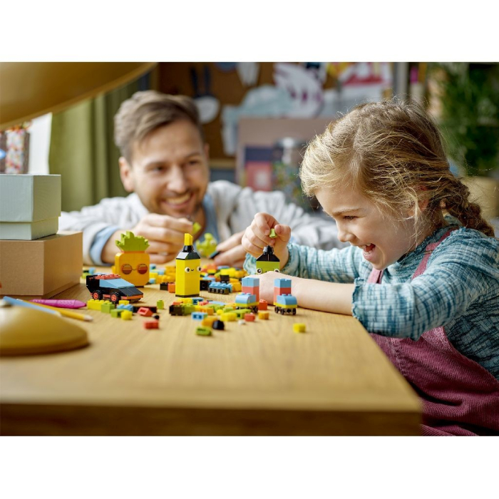 LEGO CLASSIC DISTRACTIE CREATIVA CU NEOANE 11027 [3]