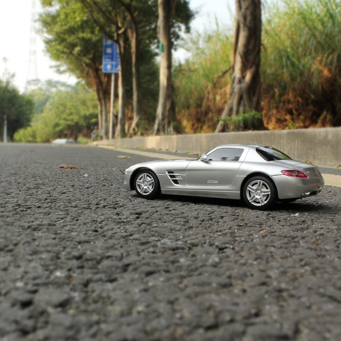MASINA CU TELECOMANDA MERCEDES-BENZ SLS AMG ARGINTIE SCARA 1 LA 24 [3]