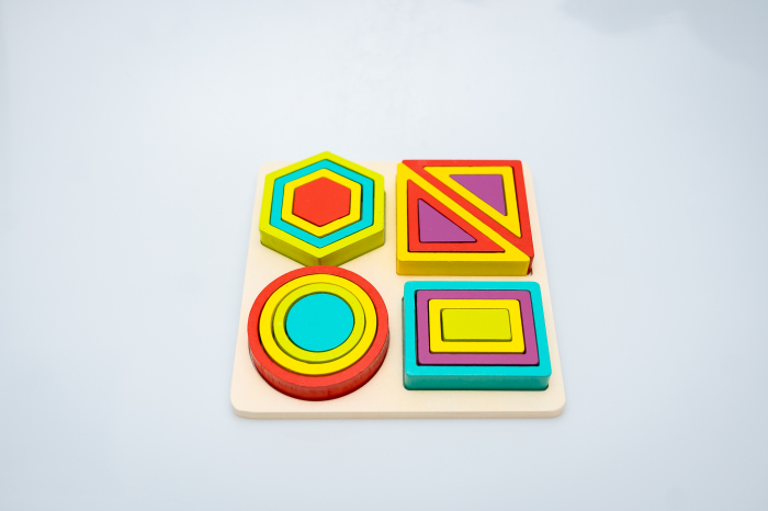 Puzzle din lemn – Sortator de forme geometrice [7]