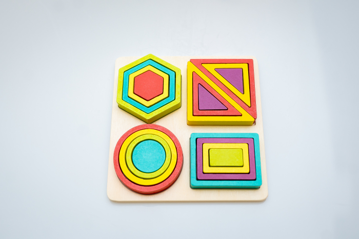 Puzzle din lemn – Sortator de forme geometrice [8]
