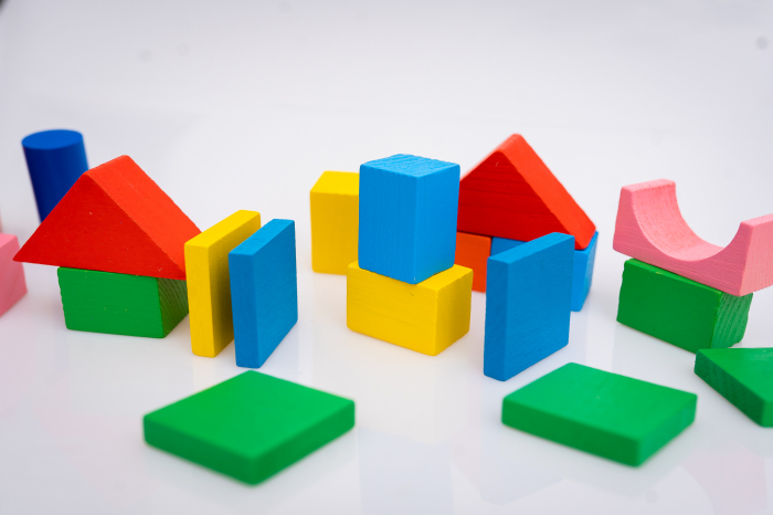 Set 2 in 1 Cuburi constructii lemn si jucarie de tras [5]