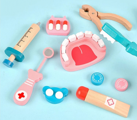 Joc de rol din lemn doctor [3]