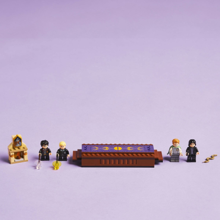 LEGO HARRY POTTER TM CASTELUL HOGWARTS CLUBUL DUELISTILOR 76441 [4]