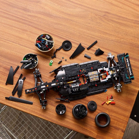 LEGO TECHNIC MERCEDES-AMG F1 W14 E PERFORMANCE 42171 [3]