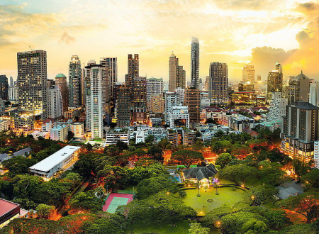 PUZZLE TREFL 3000 APUS IN BANGKOK [1]